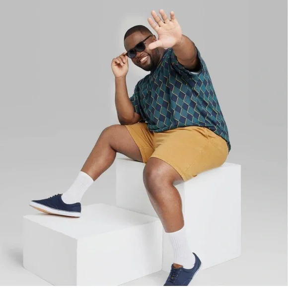 Original Use Tan Men Shorts - Picture 1 of 6